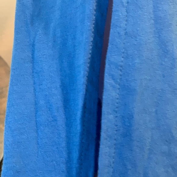 UCLA V-Neck for Women Size Large - Picture 4 of 5